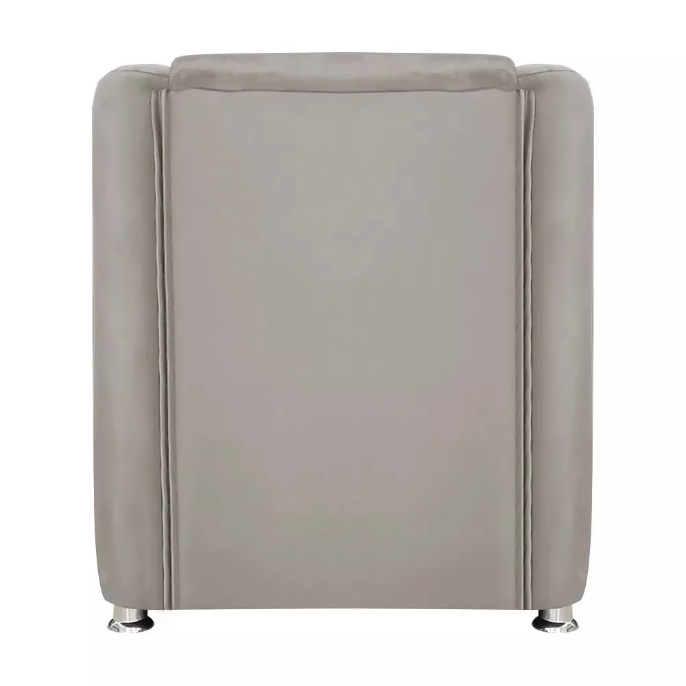 Image 4 of 7 of Poltrona Decorativa Gabi para Recepção Sala e Quarto Veludo Bege - Speciale Home