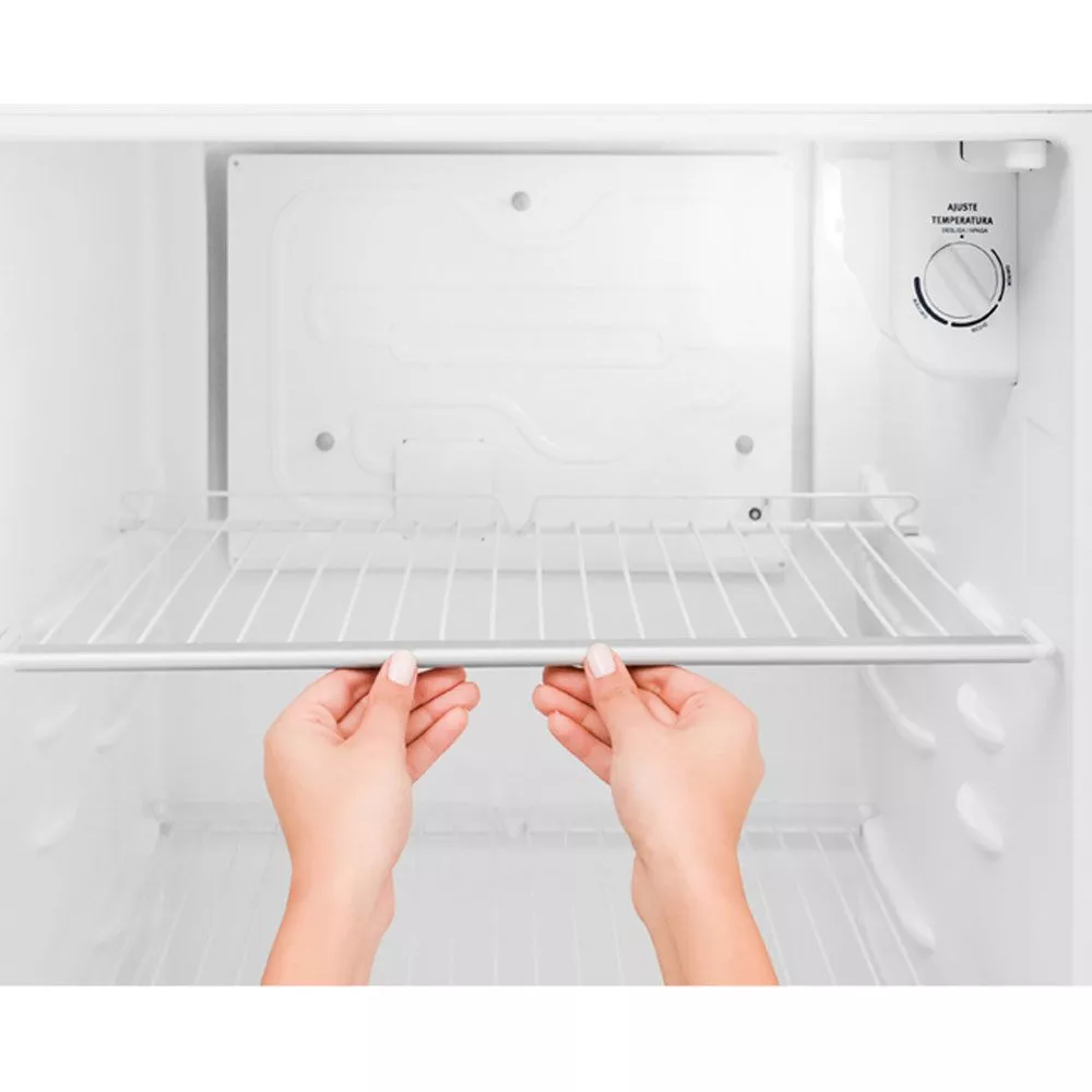 Image 3 of 6 of Refrigerador Electrolux Cycle Defrost 260 Litros 2 Portas Design Moderno DC35A