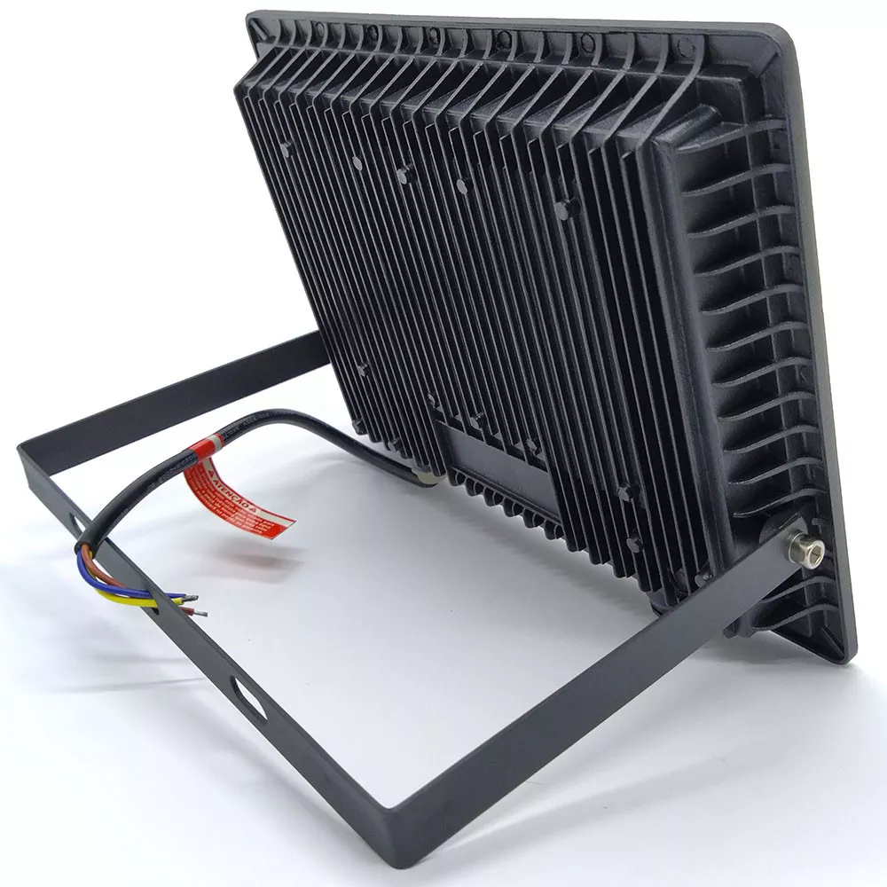 Image 3 of 5 of Refletor Led 100w 6500k IP65 8.900LM Blumenau
