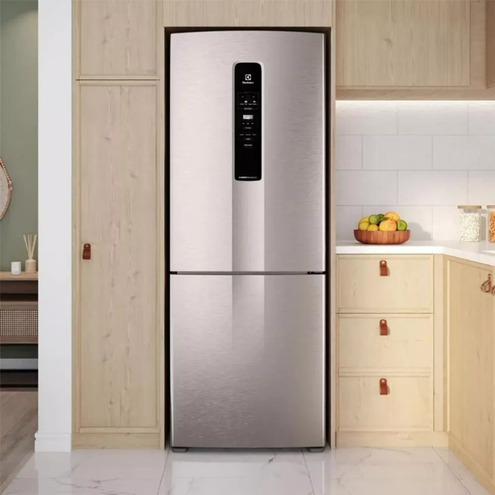 Image 5 of 6 of Geladeira Electrolux Frost Free Inverse IB7S 490L