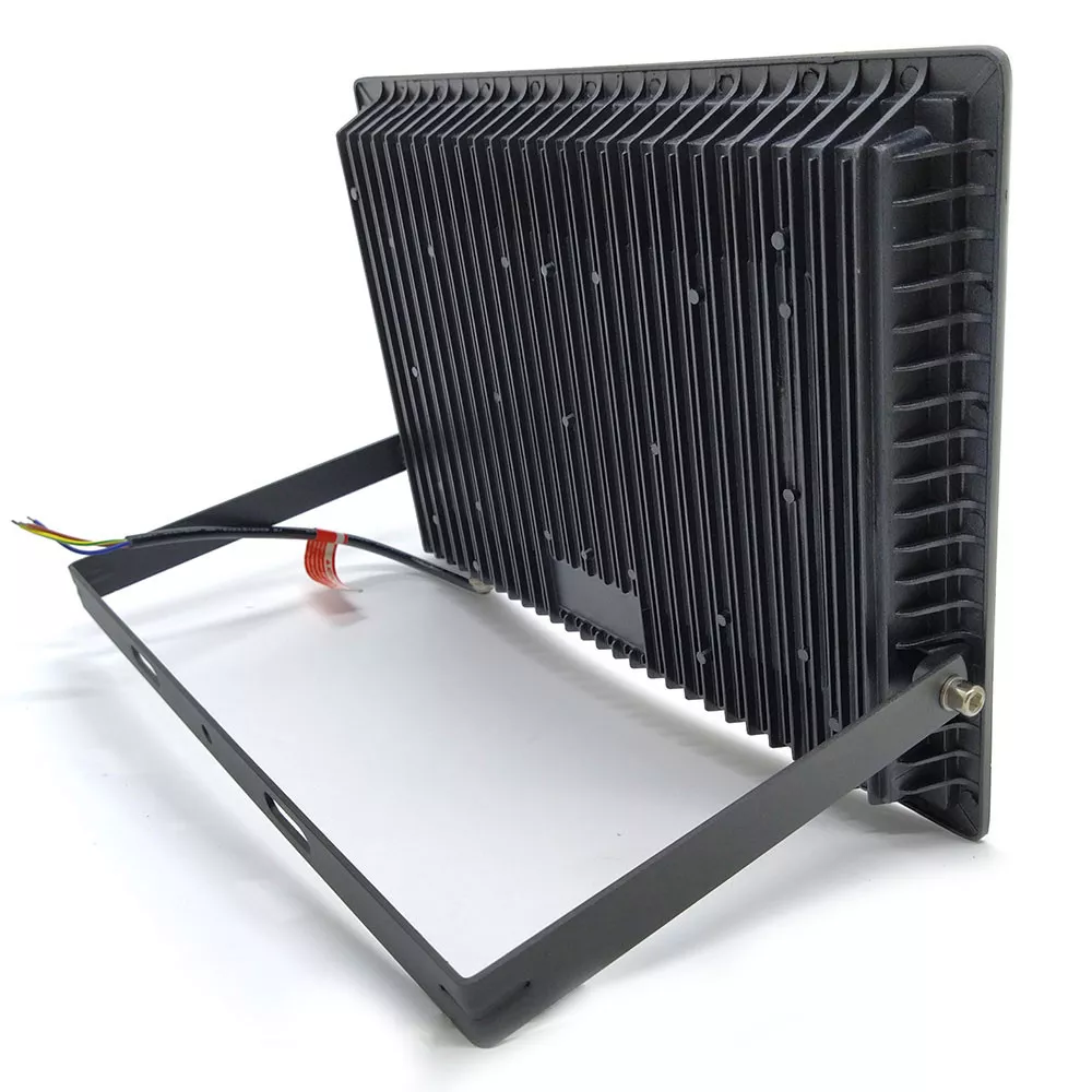 Image 3 of 5 of Refletor Led 200w 6500k IP65 16.000LM Blumenau