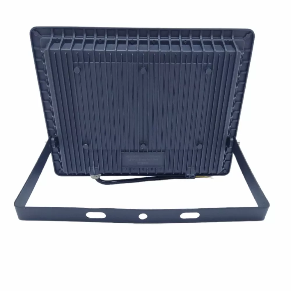 Image 3 of 4 of Refletor De Led RL31505 150W 5500K IP66 12.000lm Bivolt Empalux